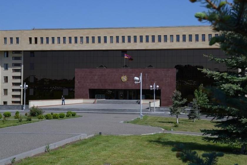 ՊՆ․ հայ-ադրբեջանական սահմանին իրադրության փոփոխություն չի արձանագրվել