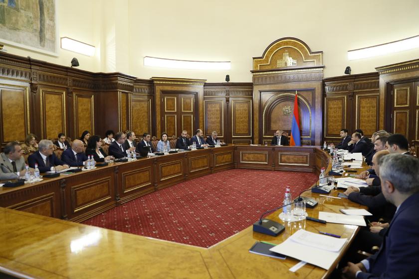 Կառավարությունում քննարկվել է 2023թ. պետբյուջեի նախագծի մակրոտնտեսական, հարկաբյուջետային և ծախսային շրջանակը