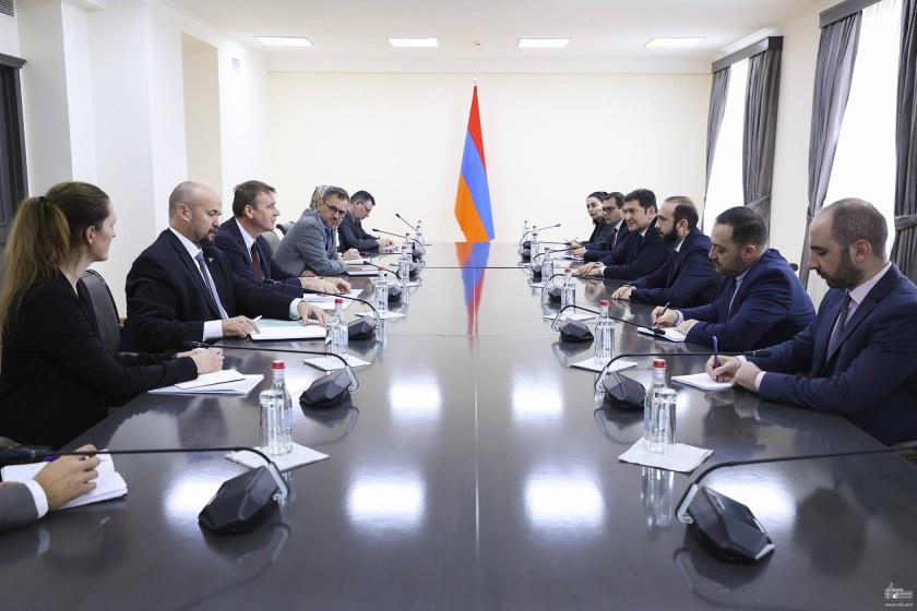 Armenian FM, EU Border Mission Members Discuss Specifics