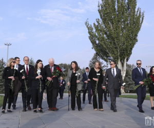 U.S. Congessional Delegation Visits Yerevan's Genocide Memorial
