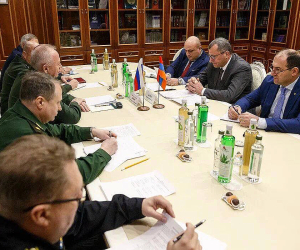 Armenian, Russian Deputy Defense Ministers Meet