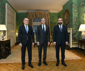 Armenian, Azerbaijani Foreign Ministers Meet with Blinken