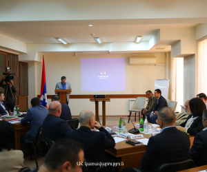 Ստեփանակերտում մեկնարկել է պետական կառավարման մարմինների ղեկավարների մասնագիտական զարգացման ծրագիր