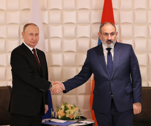 Pashinyan, Putin Discuss Bilateral Relations