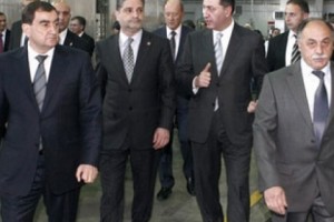 Վարչապետն այցելել է հայ-գերմանական «Էլբատ» ընկերություն