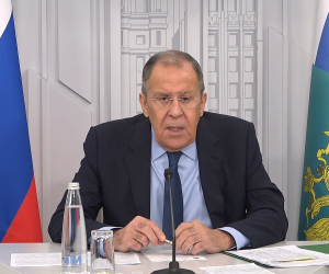 Lavrov Says Baku's Ready to Guarantee "Rights" of Karabakh Armenians