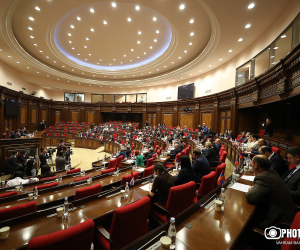 НС Армении проводит внеочередное заседание в связи с заявлением азербайджанского парламента 