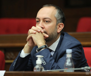 Эдуард Агаджанян: “Формулировки в проекте заявления НС создают дополнительные риски для Армении” 