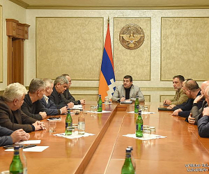 Արայիկ Հարությունյանն ընդլայնված խորհրդակցությանը քննարկել է շրջափակման հետևանքով երկրում ստեղծված իրավիճակը