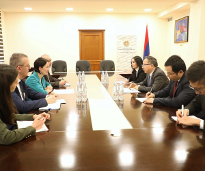 Ժաննա Անդրեասյանն ընդունել է ՀՀ-ում ՉԺՀ արտակարգ և լիազոր դեսպանին