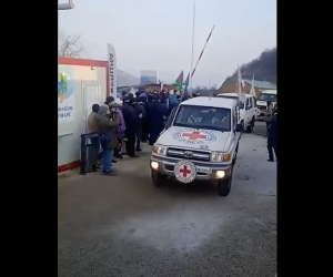 Արցախը Հայաստանին կապող ճանապարհը անվտանգ և ազատ չէ (տեսանյութ)