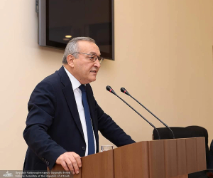 Հայաստանում մնացած 270 արցախցի աշակերտ հաճախելու է Գորիսի և Երևանի տարբեր դպրոցներ․ Արթուր Թովմասյան