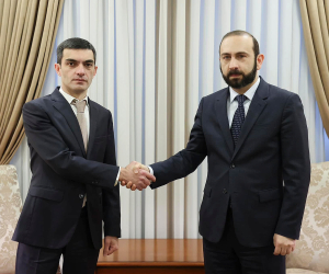 Armenia, Artsakh Foreign Ministers Discuss Lachin Corridor