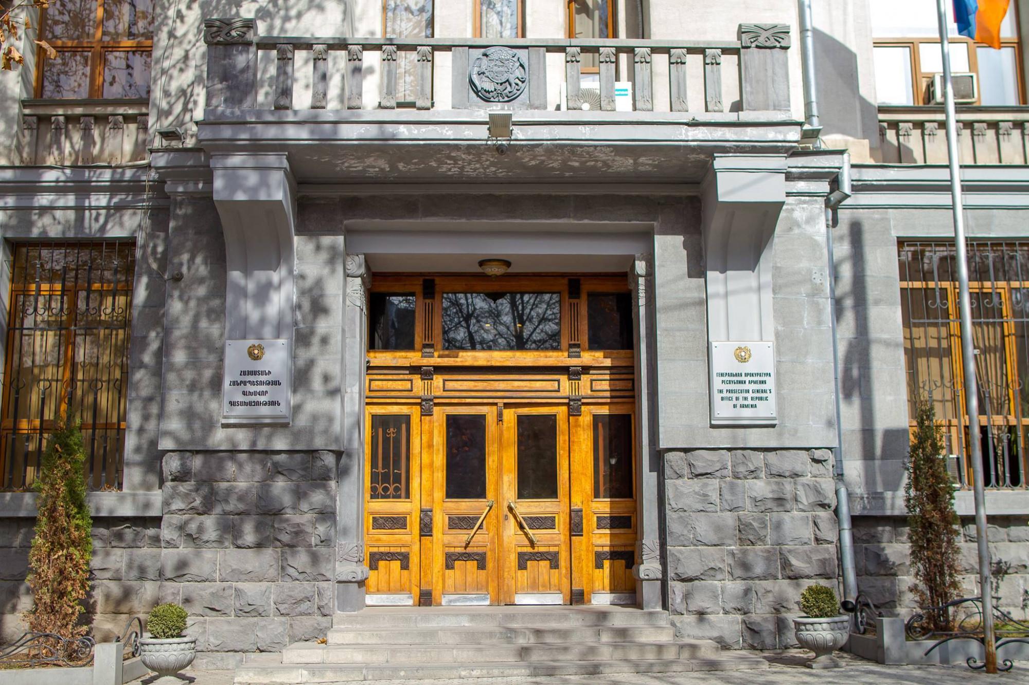 Կնոջ և նրա ծնողների նկատմամբ բռնություն կիրառողի վերաբերյալ մեղադրական եզրակացությունը հանձնվել է դատարան
