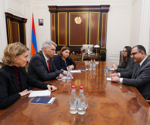 Փոխվարչապետը ՀԲ գործընկերների հետ քննարկել է համագործակցությանն առնչվող հարցեր