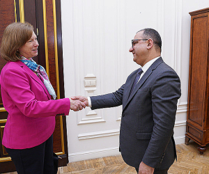 Փոխվարչապետ Տիգրան Խաչատրյանն ընդունել է ԱՄՆ դեսպան Քրիստինա Քվինին
