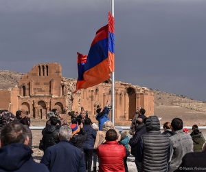На армяно-турецкой границе установлен флаг РА (фото)