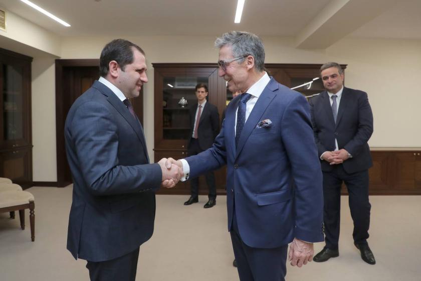 Սուրեն Պապիկյանն ընդունել է ՆԱՏՕ-ի նախկին գլխավոր քարտուղարին
