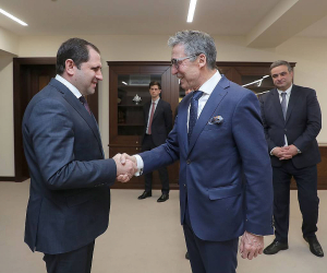 Սուրեն Պապիկյանն ընդունել է ՆԱՏՕ-ի նախկին գլխավոր քարտուղարին