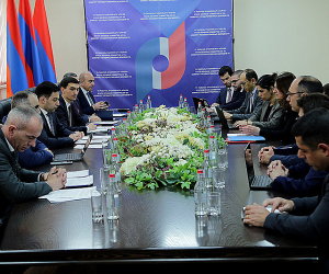 Armenian SRC Chairman, IMF Official Discuss Tax Reforms