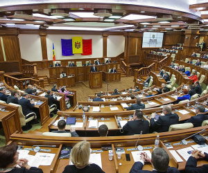 Մոլդովայի պաշտոնական լեզուն մոլդովերենից վերանվանվել է ռումիներենի