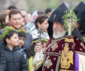 Ծաղկազարդի տոնը Մայր Աթոռ Սուրբ Էջմիածնում