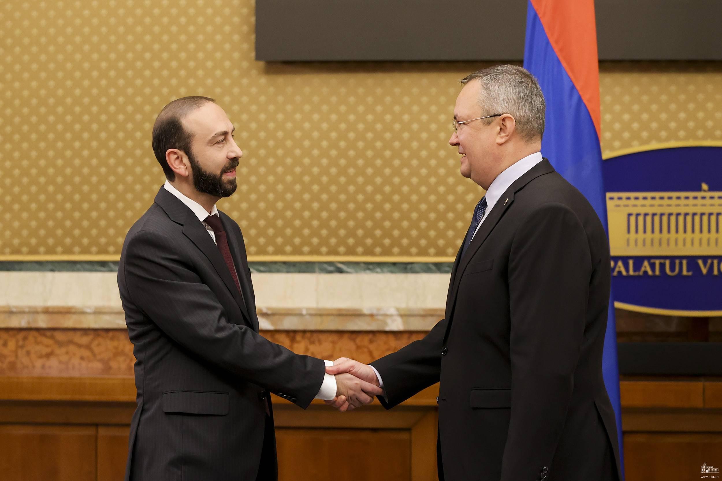 Armenian Foreign Minister, Romanian Prime Minister Meet