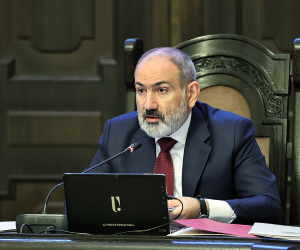 Pashinyan Says Armenia Commited to Peace Despite Baku's Provocations