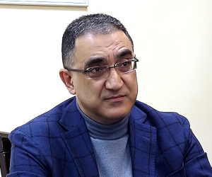 Yerevan's Russian-Armenian University Rector Bows Out of Reelection Race