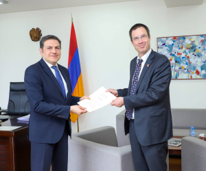 Ավստրիայի նորանշանակ դեսպանն իր հավատարմագրերի պատճենն է հանձնել ԱԳ նախարարի տեղակալին
