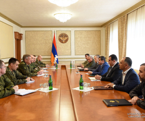 Artsakh President, New Commander of Russian Peacekeepers Meet in Stepanakert