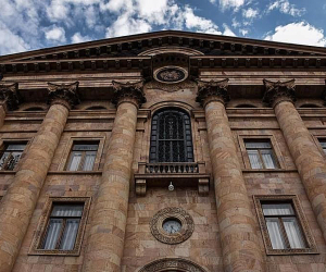 Աժ նիստը՝ ուղիղ հեռարձակմամբ