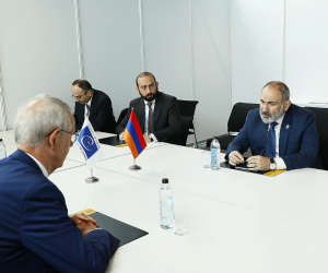 Pashinyan, PACE President Discuss Karabakh Humanitarian Crisis