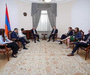 Փոխվարչապետն ընդունել է ԵԱՀԿ ՄԽ ամերիկացի համանախագահ Լուիս Բոնոյին