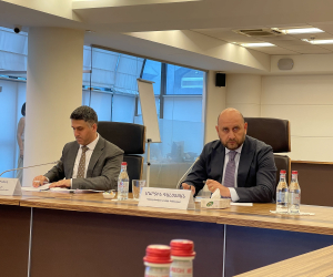 Մարտին Գալստյան. «Ֆինանսական համակարգի հետ աշխատում ենք, որ հնարավոր սանկցիոն ռիսկերից զերծ մնանք»