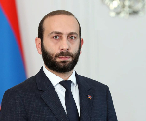 Armenian Foreign Minister to U.S. for Normalization Talks with Azerbaijan