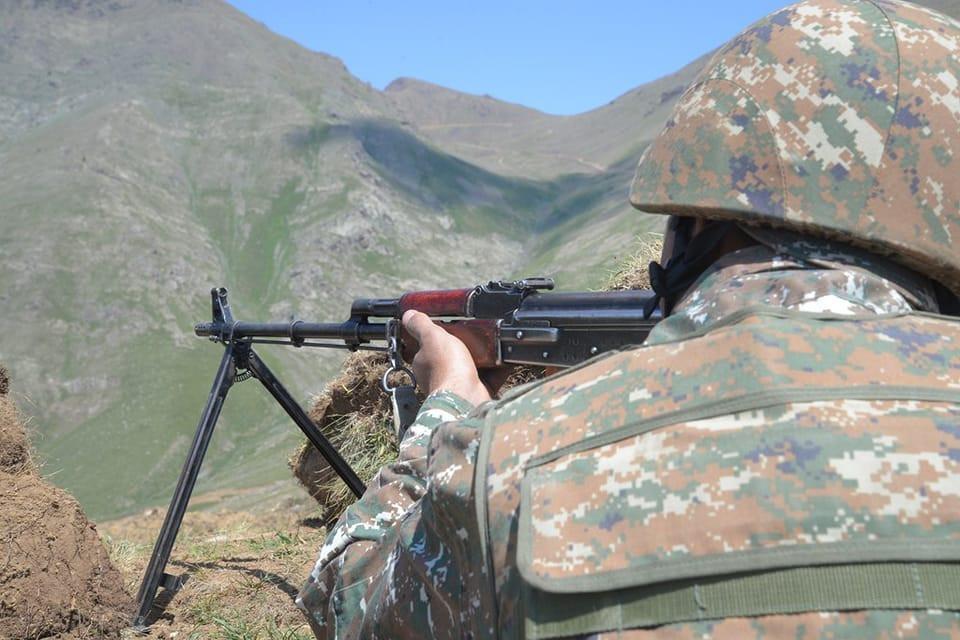 ВС Азербайджана нарушили режим прекращения огня в направлении нескольких районов Арцаха