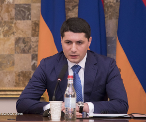 Արգիշտի Քյարամյանի միջնորդությամբ՝ երկու քննիչ ազատվել է պաշտոնից