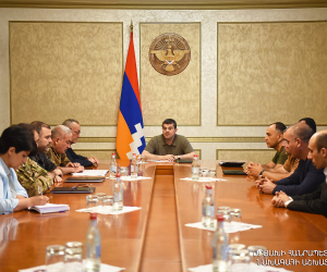 Արայիկ Հարությունյանն օպերատիվ խորհրդակցություն է հրավիրել