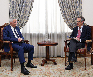 Մհեր Գրիգորյանն ընդունել է ՎԶԵԲ պատվիրակությանը