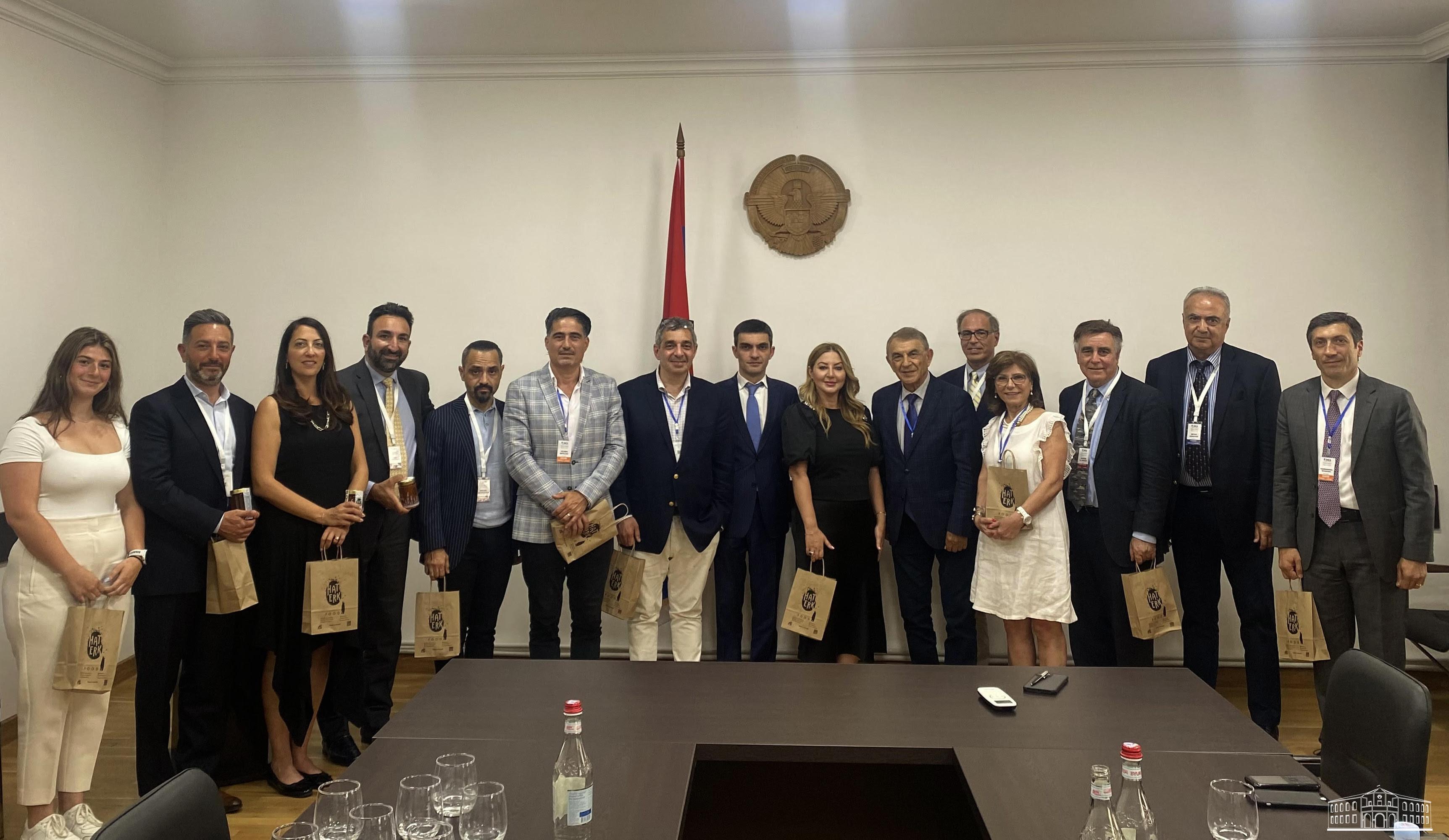 Министр иностранных дел Республики Арцах принял участие в ряде мероприятий, проведённых в рамках 6-го Международного медицинского конгресса Армении