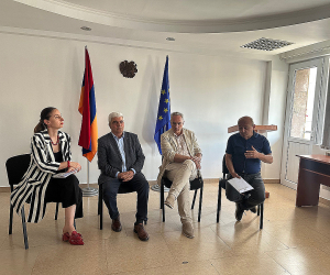 Հայաստանի քաղհասարակությունը հանդիպել է ՀՀ եւ ԵՄ պաշտոնյաների հետ