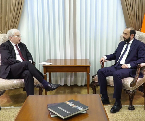 Միրզոյանը ԵԱՀԿ Մինսկի խմբի ռուսաստանցի համանախագահի հետ քննարկել է Արցախի հումանիտար ճգնաժամը