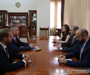 ԱԽ քարտուղար Արմեն Գրիգորյանն ընդունել է Լեհաստանի նորանշանակ դեսպանին