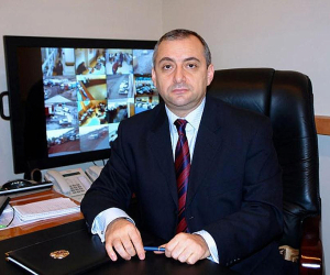 Ֆինանսների նախկին փոխնախարարի ընտանիքի անդամները հրավիրվել են Գլխավոր դատախազություն