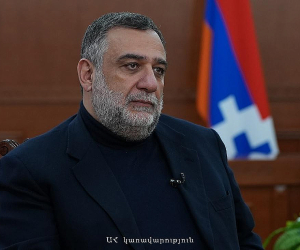 «Նեղ խմբային շահը առաջ տանելը չի բխում Արցախի շահերից»․ «Ազատ հայրենիք-ՔՄԴ» խմբակցությունը՝ Ռուբեն Վարդանյանին