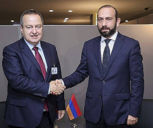 Հանդիպել են Հայաստանի և Սերբիայի ԱԳ նախարարները