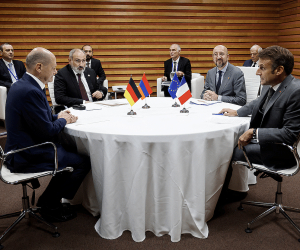 Шарль Мишель, Эммануэль Макрон и Олаф Шольц подчеркнули свою поддержку независимости, суверенитету, территориальной целостности и нерушимости границ Армении