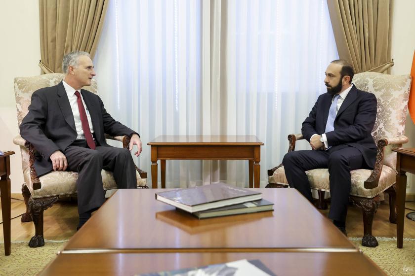 Armenian Foreign Minister, U.S. Minsk Group Co-Chair Discuss Karabakh Humanitarian Challenges