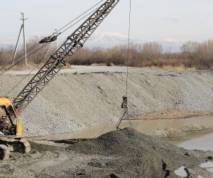 Հանրային քրեական հետապնդումներ են հարուցվել օգտակար հանածոյի արդյունահանմամբ զբաղվող մի քանի ընկերությունների տնօրենների նկատմամբ
